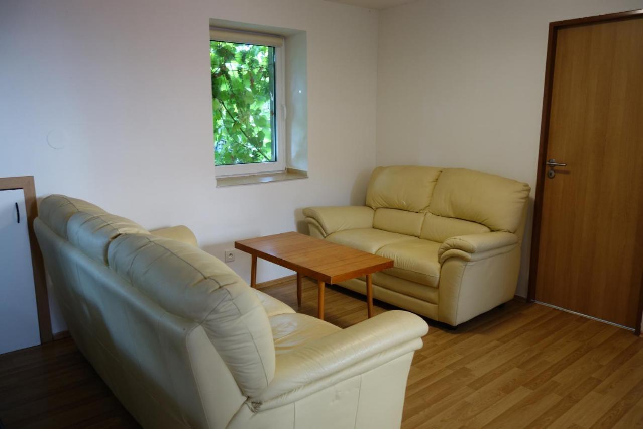 Apartman Hulin, Chrastany - Bily מראה חיצוני תמונה